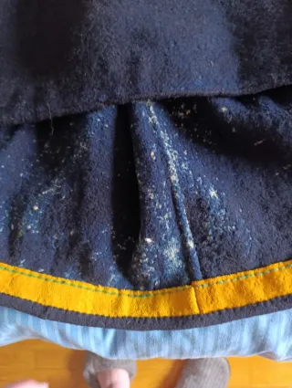 manteo, saya o falda aldeana azul oscuro