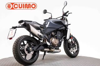 HUSQVARNA SVARTPILEN 801