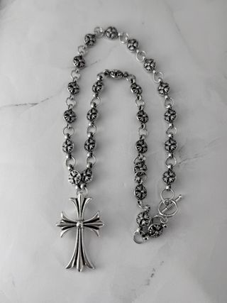 Collana CH Croce Gotica Acciaio
