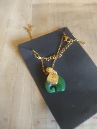 Collana placcata oro con ciondolo elefante giada