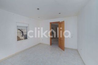 Chalet en venta en El Tubo en San Vicente del Raspeig/Sant Vicent del Raspeig