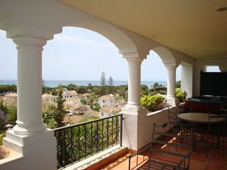 Piso en alquiler en Lomas de Marbella Club - Puente Romano en Marbella