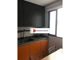 Piso en alquiler en Ensanche - Diputación en Alicante