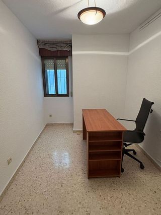 Piso en alquiler en San Felipe - El Almendral - La Merced en Jaén