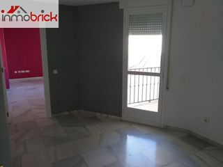 Oficina en alquiler en Lucena