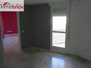 Oficina en alquiler en Lucena