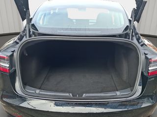 Tesla Model 3 Gran Autonomía 4WD 366 kW (498 CV)