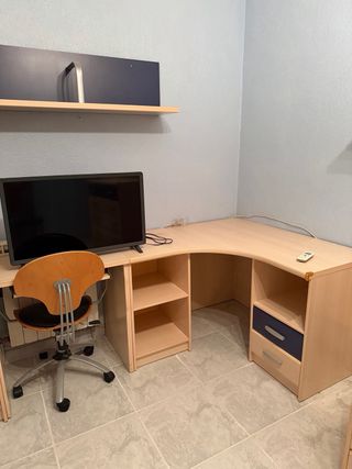 Conjunto de muebles para habitación