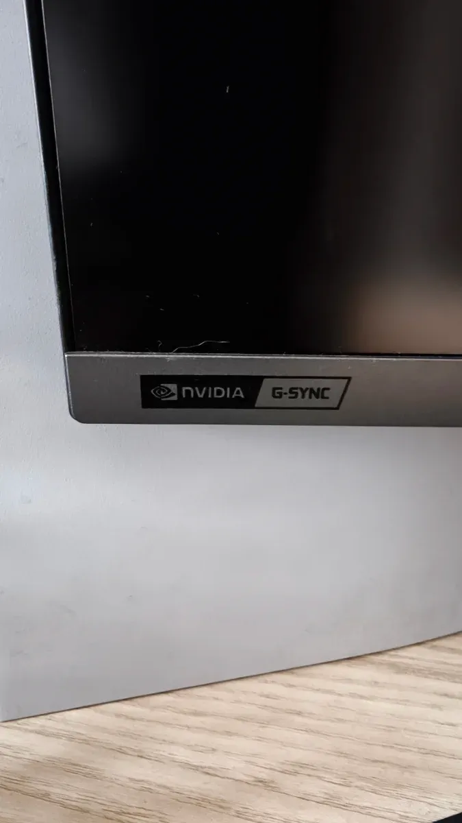 Monitor Gaming Samsung 27" Curvo 240Hz Odyssey G5 afbeelding 2
