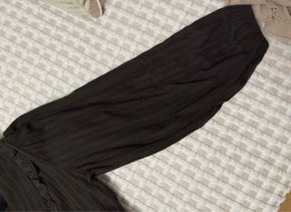 Blusa 5a Avenida marrón volantes