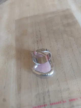 Anello inox con pietra rosa regolabile