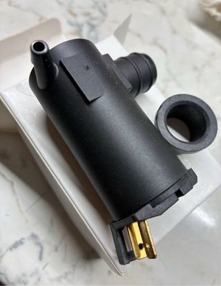 Bomba agua limpiaparabrisas coche