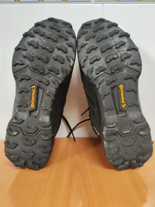 Botas Terrex AX4 Mid beta Cold rdy. T.44.