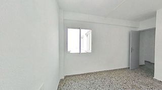 Piso en venta en San Fernando - Princesa Mercedes en Alicante