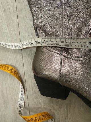 Botas cowboy grises plateadas