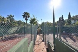 Piso en alquiler en Nueva Andalucía centro en Marbella
