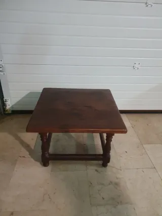 Mesa de madera maciza rústica