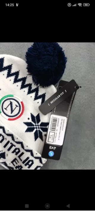 Gorro EA7 Emporio Armani Champions d'Italia