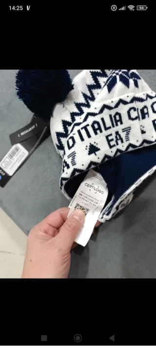 Gorro EA7 Emporio Armani Champions d'Italia