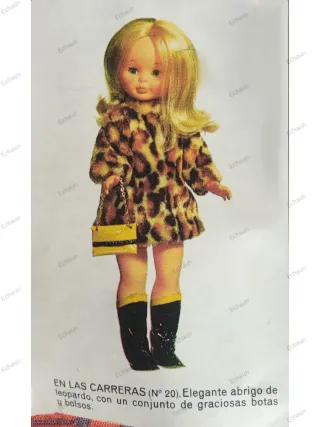 EN LAS CARRERAS. Conjunto Nancy abrigo Leopardo
