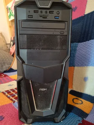 Torre PC ASRock B450 con Fuente y CPU