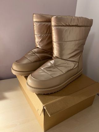 Doposci dorati con pelliccia interna