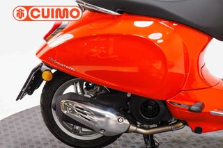 VESPA PRIMAVERA 125