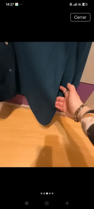 Abrigo azul Diseña con capucha