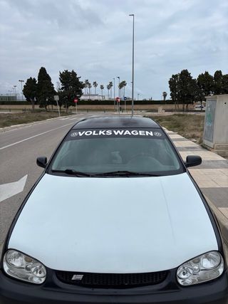 Volkswagen Golf 1999