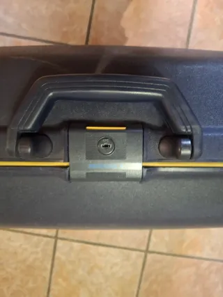 Juego Maletas Samsonite y Delsey. Sueltas también.