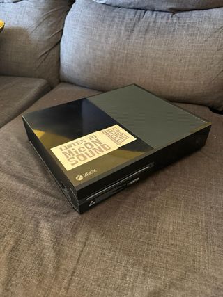 Xbox One Rojo y Gris