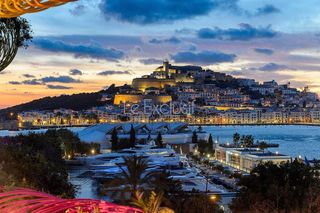 Piso en alquiler en Marina Botafoc - Platja de Talamanca en Ibiza/Eivissa