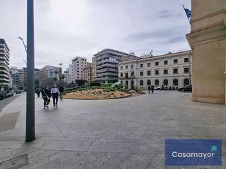 Local comercial en alquiler en Centro en Alicante