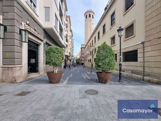 Local comercial en alquiler en Centro en Alicante