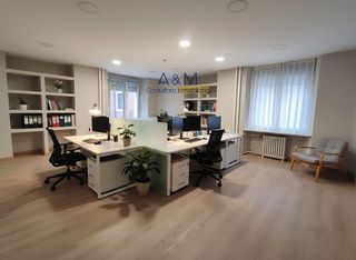 Oficina en alquiler en Centro en Valladolid