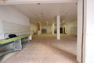 Local comercial en venta en Zona Pueblo en Guardamar del Segura