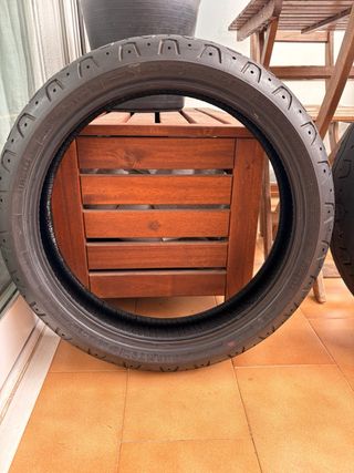 Neumáticos Pirelli 120/70/17 y 180/55/17