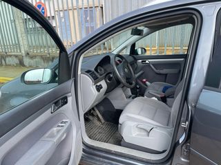 Volkswagen Touran 2006