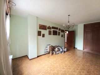 Piso en venta en Plaza España - Villa Pilar - Reyes Católicos - Vadillos en Burgos