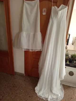 Traje de Novia o gala de la firma firma "Marfil"
