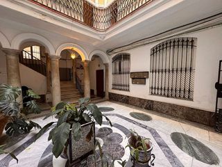 Piso en venta en Centro Histórico - Plaza España en Cádiz