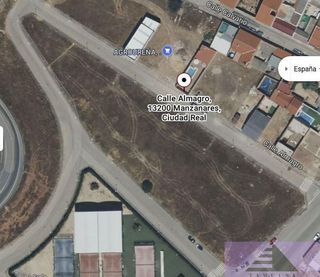 Terreno en venta en Manzanares