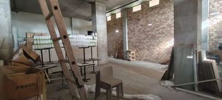 Local comercial en venta en Azpilagaña en Pamplona