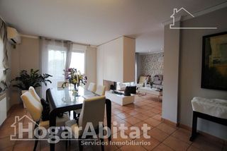 Chalet en venta en Plaça Eliptica-Republica Argentina-Germanies en Gandia