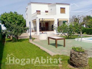 Chalet en venta en El Grao en Castellón de la Plana