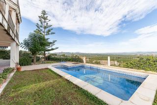 Chalet en venta en Centro en Chiva