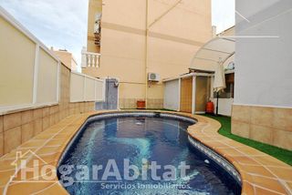 Casa adosada en venta en Oliva Playa en Oliva