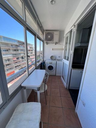 Piso en alquiler en La Carihuela en Torremolinos