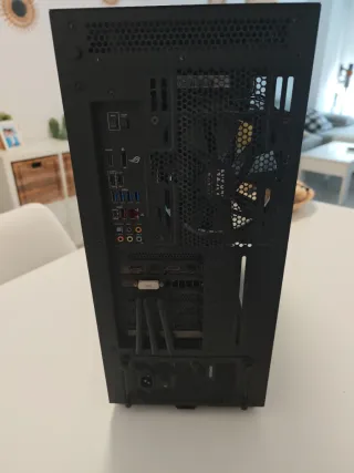 Ordenador i7 8700 de segunda mano en WALLAPOP