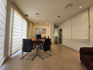 Local comercial en alquiler en El Bajondillo en Torremolinos